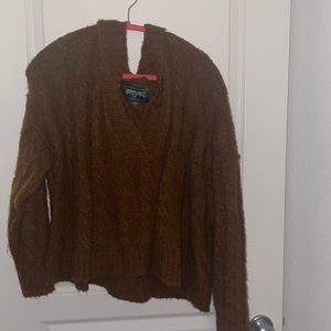 American Eagle hooded sweater. L.